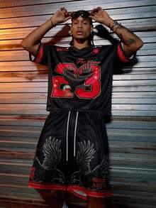 متعدد الألوان