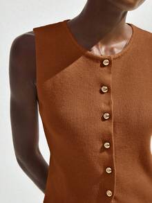 Maija 2025 Autumn/Winter Solid Color Front Button Sleeveless Knit Top, Elegant Urban Chic, Suitable For Workplace, Commute, Business, Casual, Wedding Guest, Party, Office Wear - Brown - View 8
