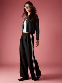 MISSGUIDED Pantalon large avec rayures latérales, taille plissée, tenue de bureau formelle, carrière élégante, porter pour l'hiver, le printemps et l'automne, pour occasions professionnelles - Noir et Blanc - Voir 4