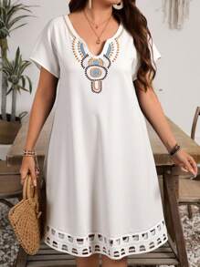 EMERY ROSE White Embroidered Plus Size Dress For Summer,Beach Dress Sundress,Holiday Outfits Boho