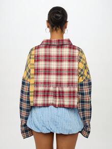 SUMWON WOMEN 格纹多图案拼接超大号短款纽扣衬衫，带钻石细节，冬季格纹学院风 Y2K 风格长袖翻领上衣 - 彩色 - 查看 2