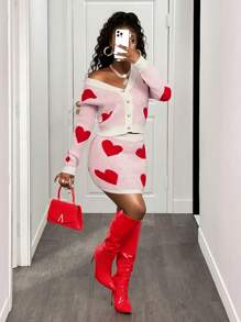 BamGleam Bộ áo len nữ ngày lễ tình nhân Love Kiss hình trái tim màu đỏ Cupid Bộ áo len cài nút tương phản Cardigan Nửa chân váy Đơn giản gợi cảm bó sát thường ngày - Đỏ và trắng - Xem 5