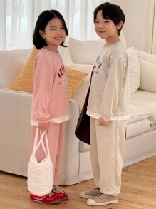 Genkimix Kids 2件組大尺寸圖案衛衣與運動長褲小男孩兄弟姊妹套裝 - 杏色 - 查看 6