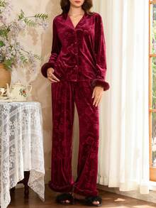Côtesoire 法式优雅花卉提花舒适女士天鹅绒睡衣套装，秋冬服装 - 酒紅色 - 查看 3