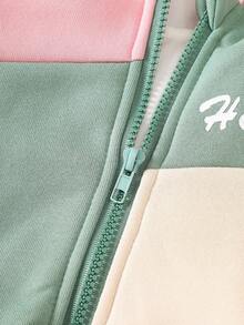 SHEIN Playful Pals 3 件套休闲运动风格女婴服装：拼色连帽夹克 + 白色 T 恤 + 运动裤，秋冬 - 綠色 - 查看 6