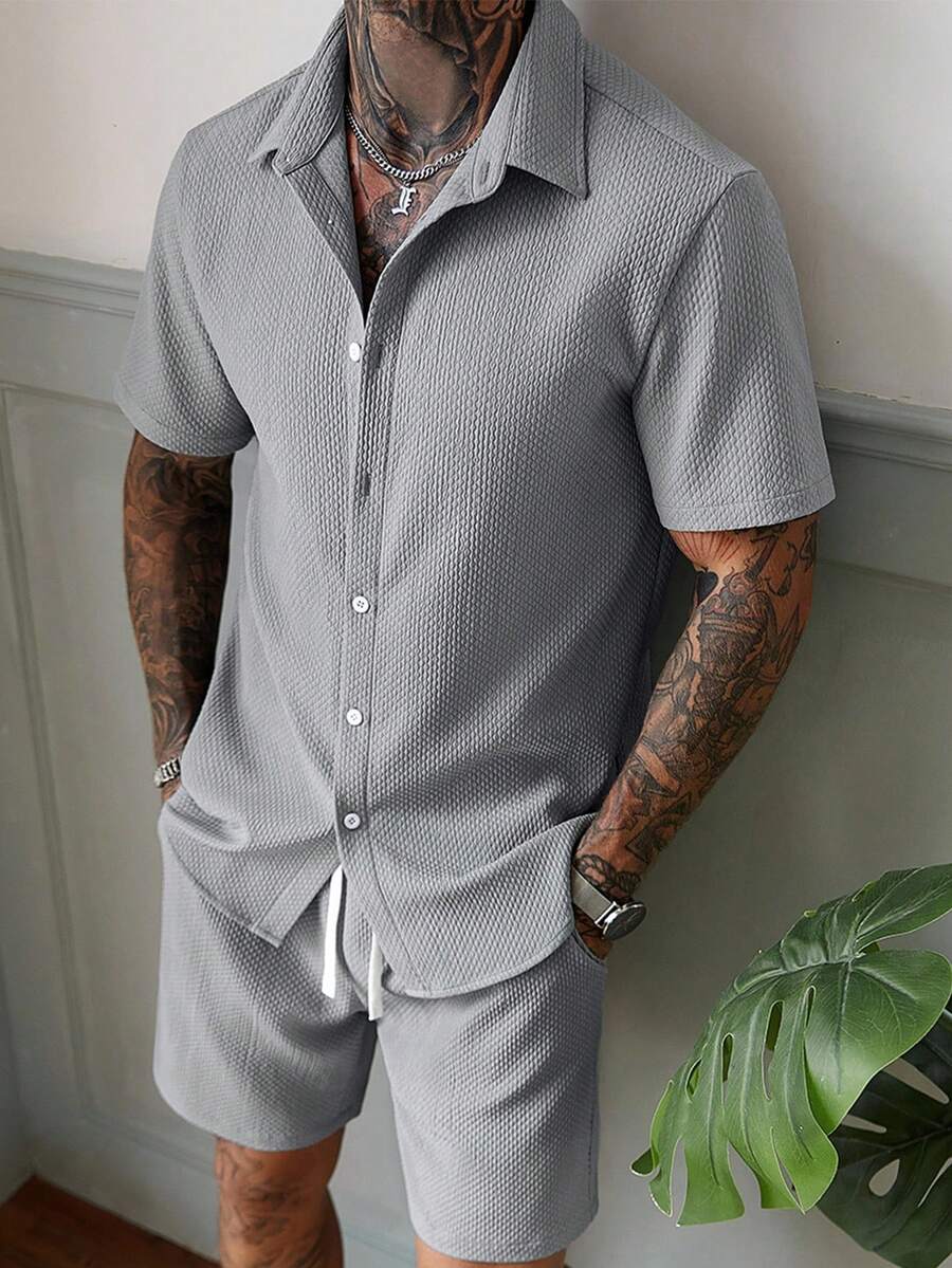 Manfinity Homme 2pcs Men's Solid Color Geometric Jacquard Casual Short Sleeve Shirt And Shorts Set