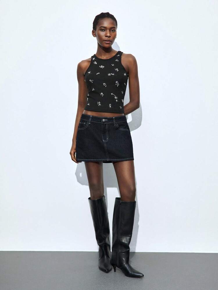 SHEIN Maija Women's Black Shiny Sequin Embroidered Decorative Versatile Modern Urban Casual Fashion Design Holiday Party Elegant Casual Black Satin Bow Tie Casual Business Casual, Low-Key Vintage Vibe, High-Quality Urban Commute, Magazine Editor Same Style, Urban Social Holiday Party, Charming Low-Key Durable Basic Versatile Non-Picky, Street Fashion, Cafe Relaxed Style Women Tank Top