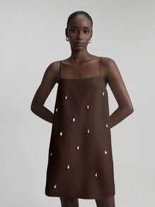 Ontre 2026春夏新款女士迷你连衣裙，斯德哥尔摩风格，教师装，春夏修身A字宽松连衣裙，梭织面料，宽松版型，珍珠装饰，休闲度假迷你连衣裙，吊带短裙，夏季女装，女士生日装，早午餐，女士派对连衣裙，下午茶，度假，婚礼宾客着装，时尚百搭流行女士迷你连衣裙 - 棕色 - 查看 8