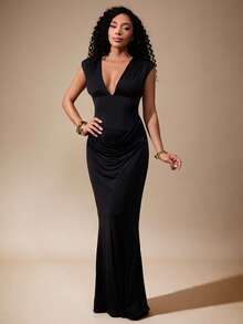 Vixey 优雅简约纯色修身无袖女式长裙 - 紅色 - 查看 3