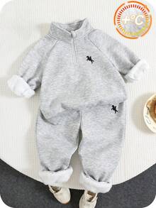 SHEIN 两件套男童休闲舒适多功能印花立领拉链连帽衫和保暖内衬运动裤套装，面料厚实，学院风秋冬装 - 淺灰色 - 查看 7