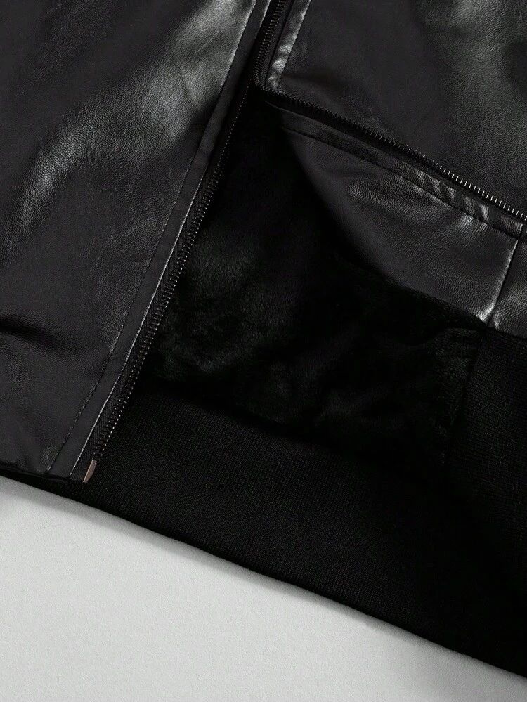 PAVTROS Giacca con cappuccio in pelle PU stile gotico Y2K da uomo, manica lunga, con chiusura lampo, ricamo "Boston" e "1986", colletto in pelliccia sintetica, moda streetwear autunno/inverno, ideale per Ognissanti e rientro a scuola, regalo perfetto per il fidanzato, giacca con cappuccio in pelliccia su misura - nero - Visualizzare 6