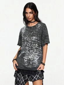 ROMWE Grunge Punk Y2K Vintage Distressed Oversized T-Shirt With Rhinestone Embellished Butterfly Wing Print - Dark Grey - View 4