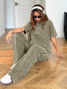 SHEIN EZwear Plus Size Black Short Sleeve T-Shirt & Long Pants Set - Army Green - View 4