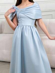 SHEIN 优雅修身缎面连衣裙，适合少女 - 水鴨藍 - 查看 10