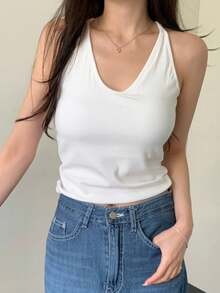 DAZY Hong Kong Style U-Neck Spaghetti Strap Camisole, Fitted Sleeveless Crop Top For Women Going Out Tops - White - View 3