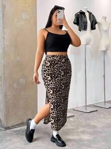 SHEIN EZwear Plus Size Women's Leopard Print High Slit Side Hem Skirt