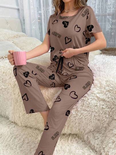 Heart Print Round Neck Short Sleeve Top Pants Pajama Set Bruin Sets Women Comfy Sleep Wear Pieces Lips Pj view 4