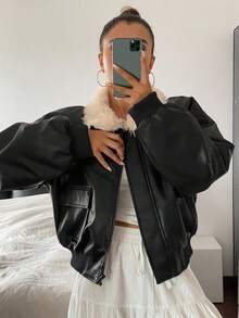 DAZY Damen Gepolsterter Mantel, PU Patchwork Oversized Flauschiger Kragen, Locker Sitzender Kurzer Stil, Thermisch Gefüttert, Verdickt, Motorrad Pilotenjacke Mit Fellkragen, Süß & Cool, Herbst/Winter