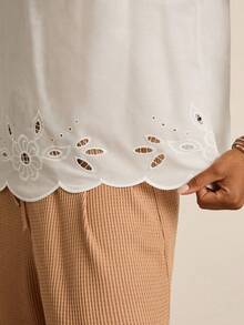 SHEIN VCAY Plus Size Women Solid Color Shell Trim Sleeveless Hollow Casual Summer Shirt