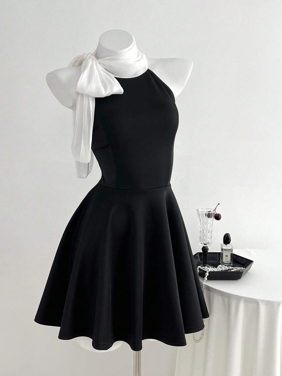 Elamini Stilvolles Kragen-Krawatte Einfarbiges Mini-Kleid