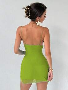 Aloruh Đầm hai dây cổ khoét sâu phối lưới lấp lánh gợi cảm mới, kèm quần short, váy ngắn chống nhấp nháy - màu xanh lá - Xem 2