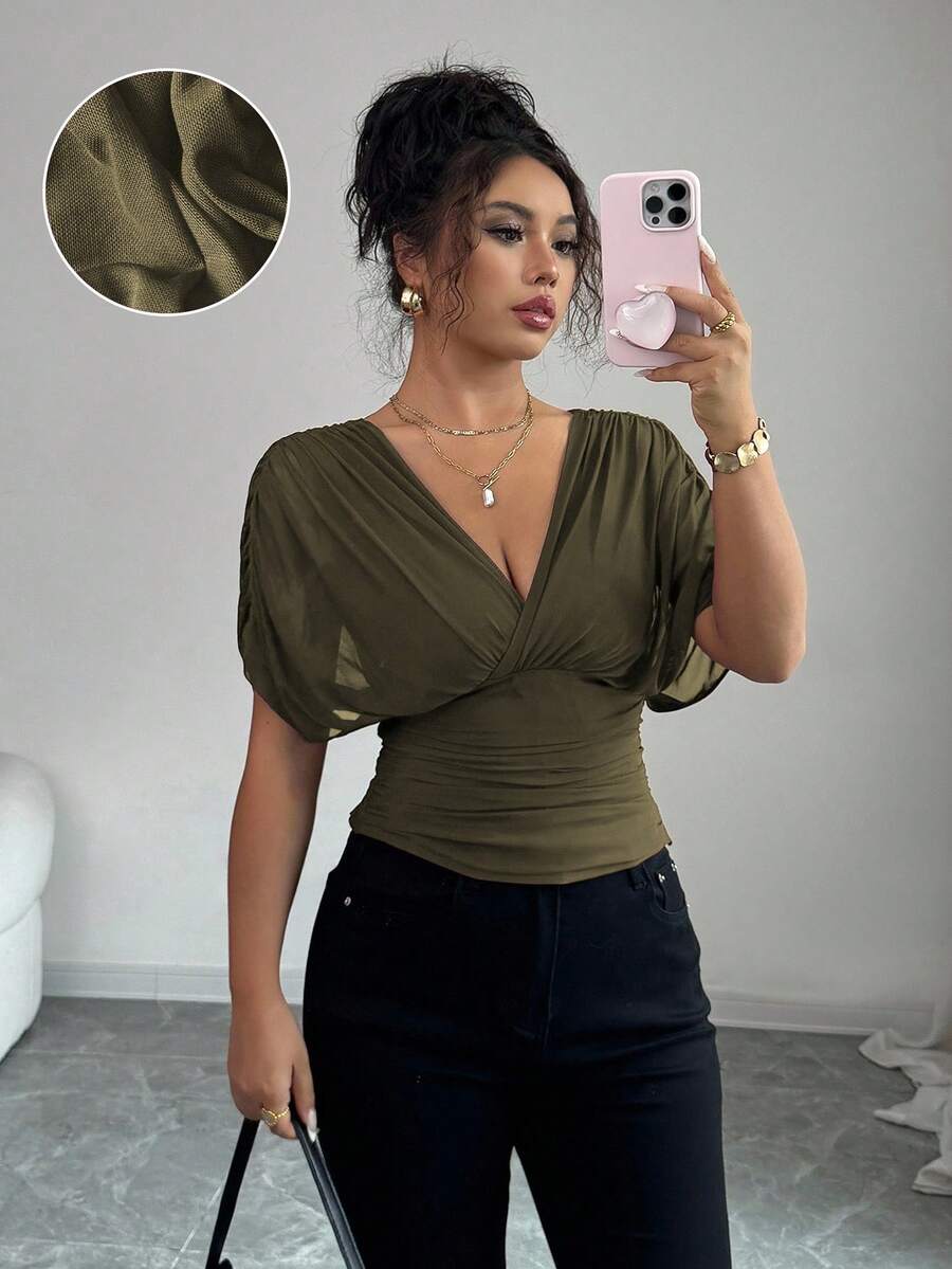 Elenzga Camiseta de mujer para primavera/verano con malla, forro elástico de punto, elegante para vacaciones, playa, uso diario y casual, con estilo romántico francés, mangas con fruncidos cruzados en los hombros, cintura fruncida con cordón y volantes en el bajo - Verde militar - Ver 1