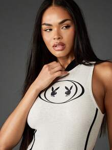 Missguided x Playboy Bộ đồ liền thân không tay cổ cao phong cách retro với đường viền tương phản, thiết kế cổ điển, áo ba lỗ câu lạc bộ lễ hội Y2K - Màu Xám nhạt - Xem 4