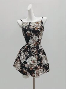Glamine Charm 女士无袖连衣裙，采用 3D 花卉提花金属面料，奢华派对/茶歇裙，法式后背镂空设计，性感优雅，适合夏季 - 黑色和金色 - 查看 6
