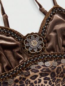 ROMWE Hippie 复古西部牛仔嬉皮天鹅绒拼布豹纹不对称下摆吊带裙 - 棕色 - 查看 3