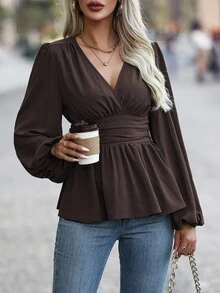 EMERY ROSE Damblus med omlott, v-ringad, lanternärm och peplumtopp med volangkant - Kaffebrun - Visa 6