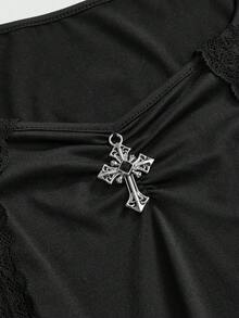 ROMWE Goth Sukienka mini z gotyckim punkowym wzorem krzyżowym, z rozkloszowanymi rękawami i koronką, dla kobiet - Czarne - Zobacz 3