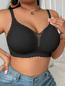SHEIN Sujetador para mujer de talla grande con diseño minimalista y cómodo, de unicolor, con encaje sin costuras, tirantes anchos, efecto levantador, bajo ondulado y acolchado fino - Negro - Ver 7