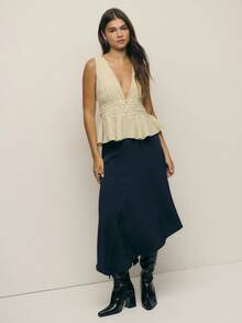Nöista Sage Green Summer Elegant Vacation Holiday Women's V-Neck Ruched Waist Top With Covered Buttons,Flowy Peplum Hem Textured Boho Luxury Party Wedding - Apricot - View 5