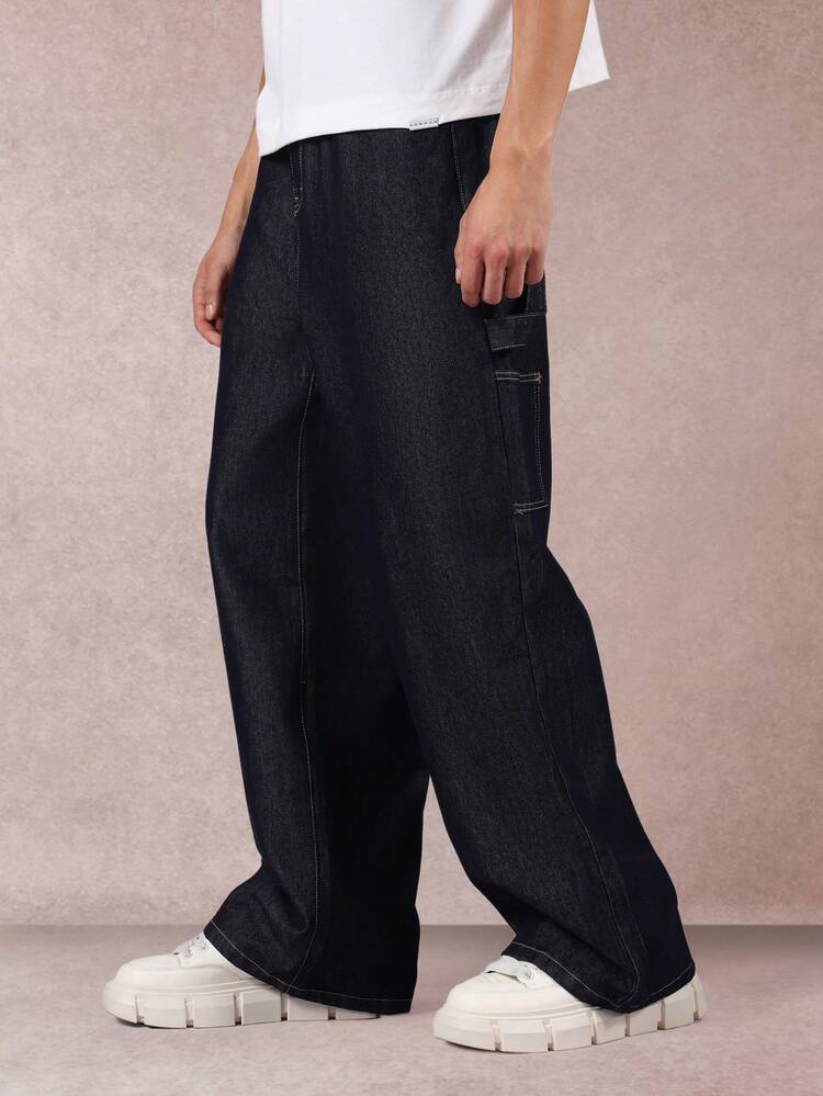 Vaqueros holgados de pierna ancha con bolsillos utilitarios