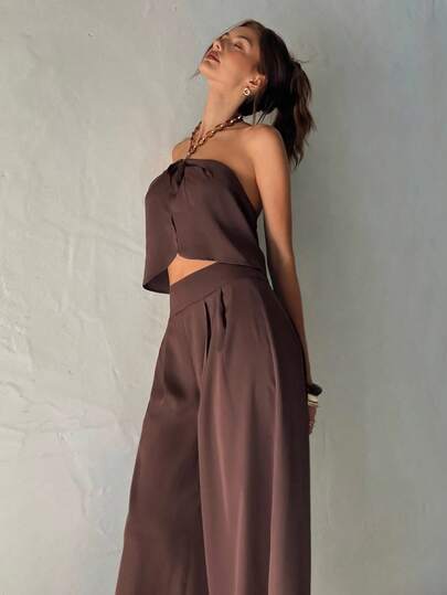 Aloruh Women's Solid Color Pleated Cropped Halter Top And Wide Leg Pants Fashion 2 Pieces Set