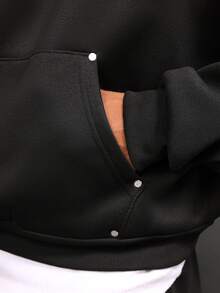 SUMWON Minimalist Essential Heavyweight Crop Hoodie With Centre Pocket Oversized Casual Winter Lounge Streetwear Layering Basic Plain - Black - View 5
