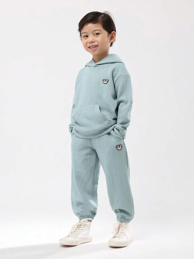 キルティングテクスチャードパーカーとジョガーパンツのセット