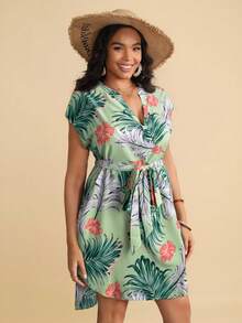 SHEIN VCAY Plus Size V-Neck Leaf Print Casual Vintage Dress - Green - View 5