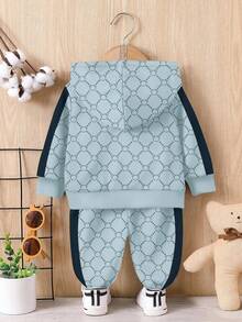 SHEIN Baby Boy Casual Loose Comfortable Knit Soft Classic CB Monogram Print + Cool King Text Print Hoodie Sweatsuit Set, Suitable For Autumn/Winter Fall - Multicolor - View 3