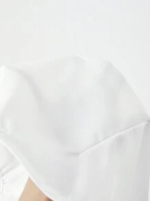 SHEIN 少女休闲百搭简约衬衫，胸前有黑色骑士图案，下摆弧形，适合外出、购物、上学、通勤，可搭配夹克、外套、裤子、长袖上衣 - 白色 - 查看 8