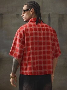 AXEPEAK Men's Casual Loose Fit Short Sleeve Woven Shirt, Fashionable Daily Wear - Red - View 3