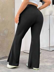 SHEIN EZwear Women Plus-Size Knitted Elastic Solid Color Flare Pants With Pocket