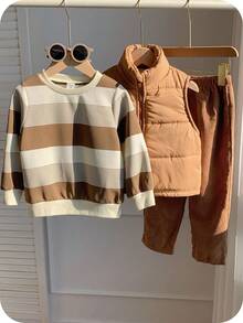 SHEIN Conjunto de 3 piezas para niños pequeños de otoño/invierno que incluye: chaleco acolchado versátil y casual, sudadera a rayas y pantalón largo. Conjunto de pantalón de pana para niños pequeños, conjunto de pana para niños en otoño. - Multicolor - Ver 2