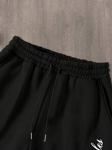 Manfinity Homme 2 件男士休闲字母标语图案印花运动衫和运动裤套装，洛杉矶运动服，秋冬服装 - 黑色 - 查看 5