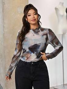 SHEIN EZwear Women Plus Size Floral Lace Long Sleeve Simple Blouse, Casual Daily Wear