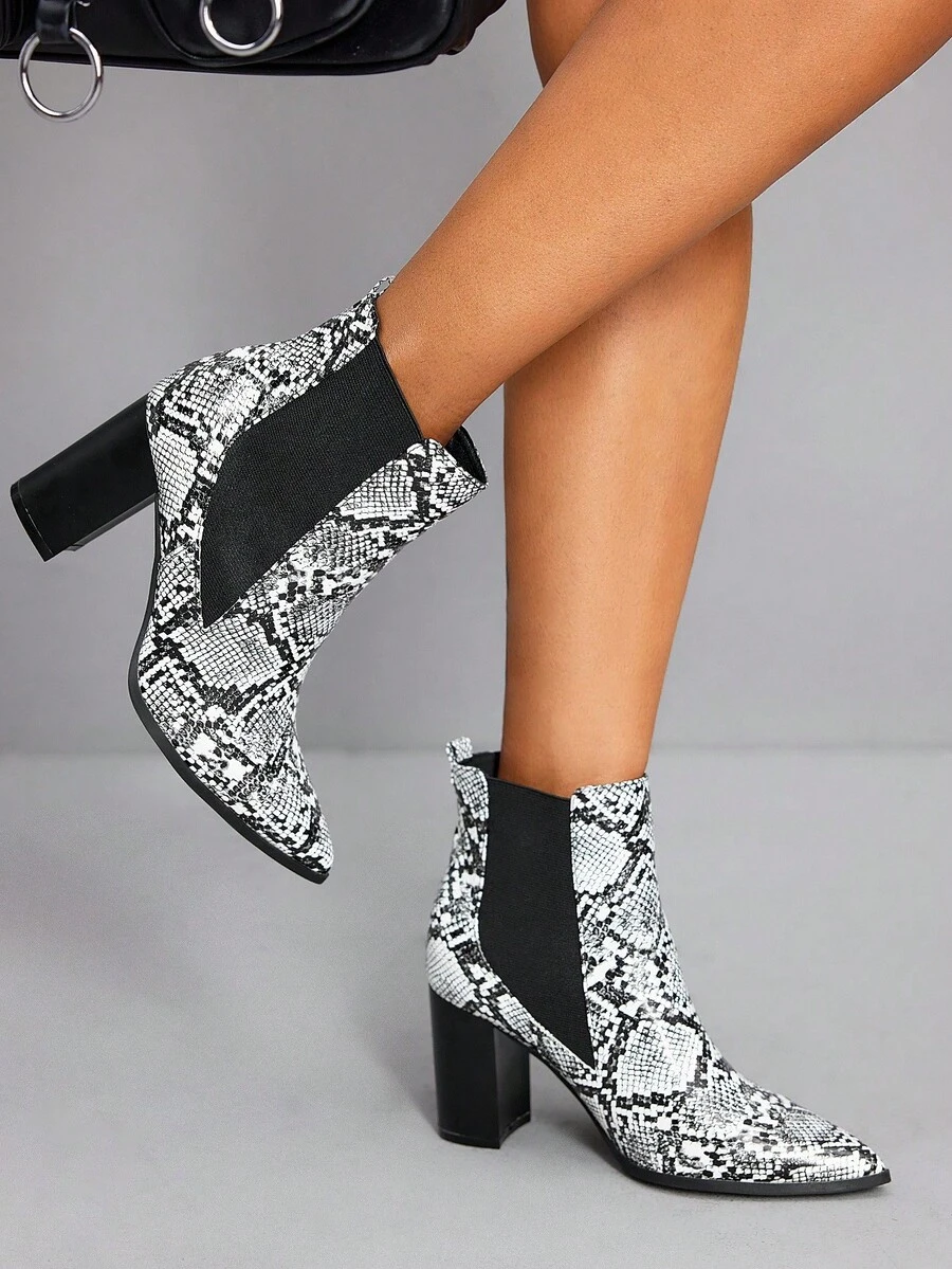 CUCCOO SZL 2025 Autumn/Winter New Fashion Snake Skin Pointed Toe Ankle Boots, Chunky Heel Chelsea Boots - Black and White - View 1