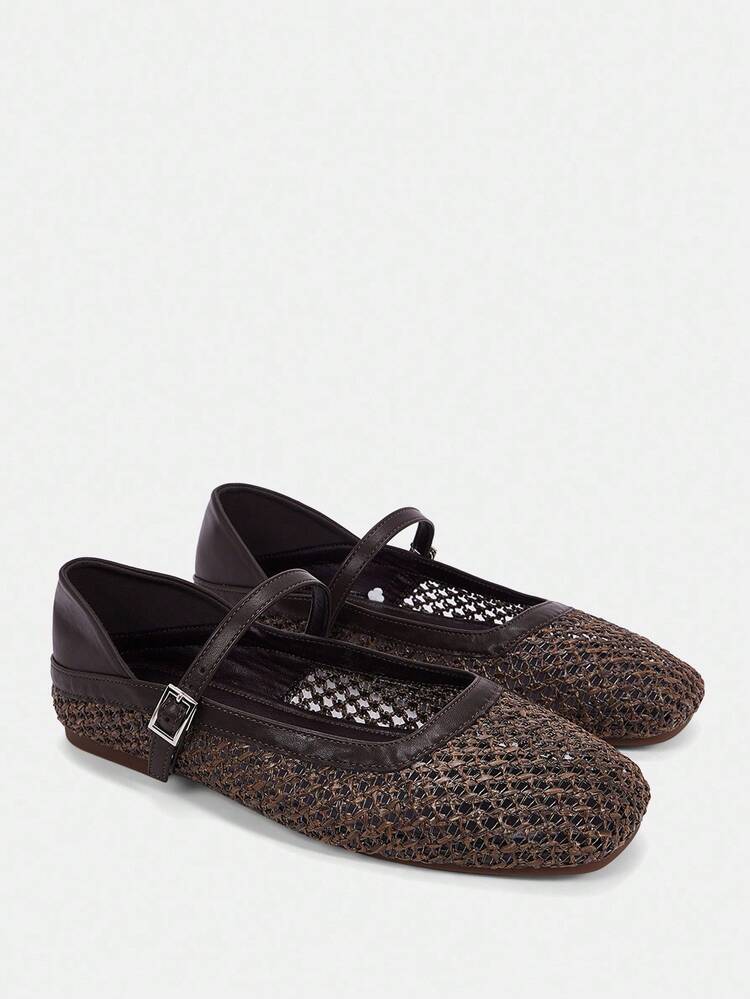 CUCCOO CURVES 여성용 야외 라운드 토 플랫 커피 브라운 우븐 메쉬 패브릭 캐주얼 편안한 통기성 버클 스트랩 플러스 사이즈 플랫 슈즈