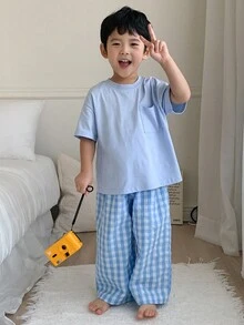 Dazy Kids 2件組小男孩純色針織短袖T恤 + 梭織格紋長褲休閒套裝，春/夏 - 藍色 - 查看 2
