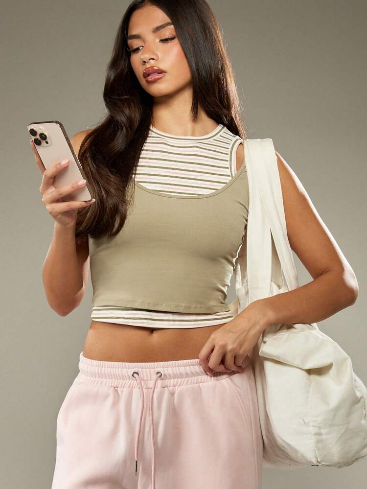 MISSGUIDED Striped Double Layer Tank Top With Round Neck Sleeveless Design Ribbed Collar Modern Fashion Casual Summer Layering Basic Essential Spring Crop Length