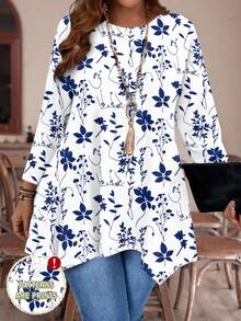 EMERY ROSE Áo thun cổ tròn tay 3/4 họa tiết hoa xanh trắng cỡ lớn dành cho nữ, dáng rộng, viền bất đối xứng, thường ngày - Nhiều màu - Xem 1